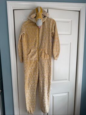 Kids Plush Giraffe Hooded Pajama Onesie - Yellow